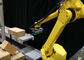 Porcellana Sistema di trasporto con palette del robot/macchina automatica di Palletizer per l&#039;impilamento dei materiali di strato esportatore